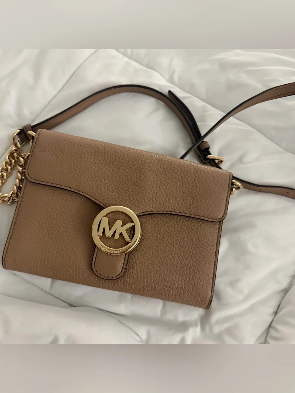 Michael Kors Vanna Crossbody